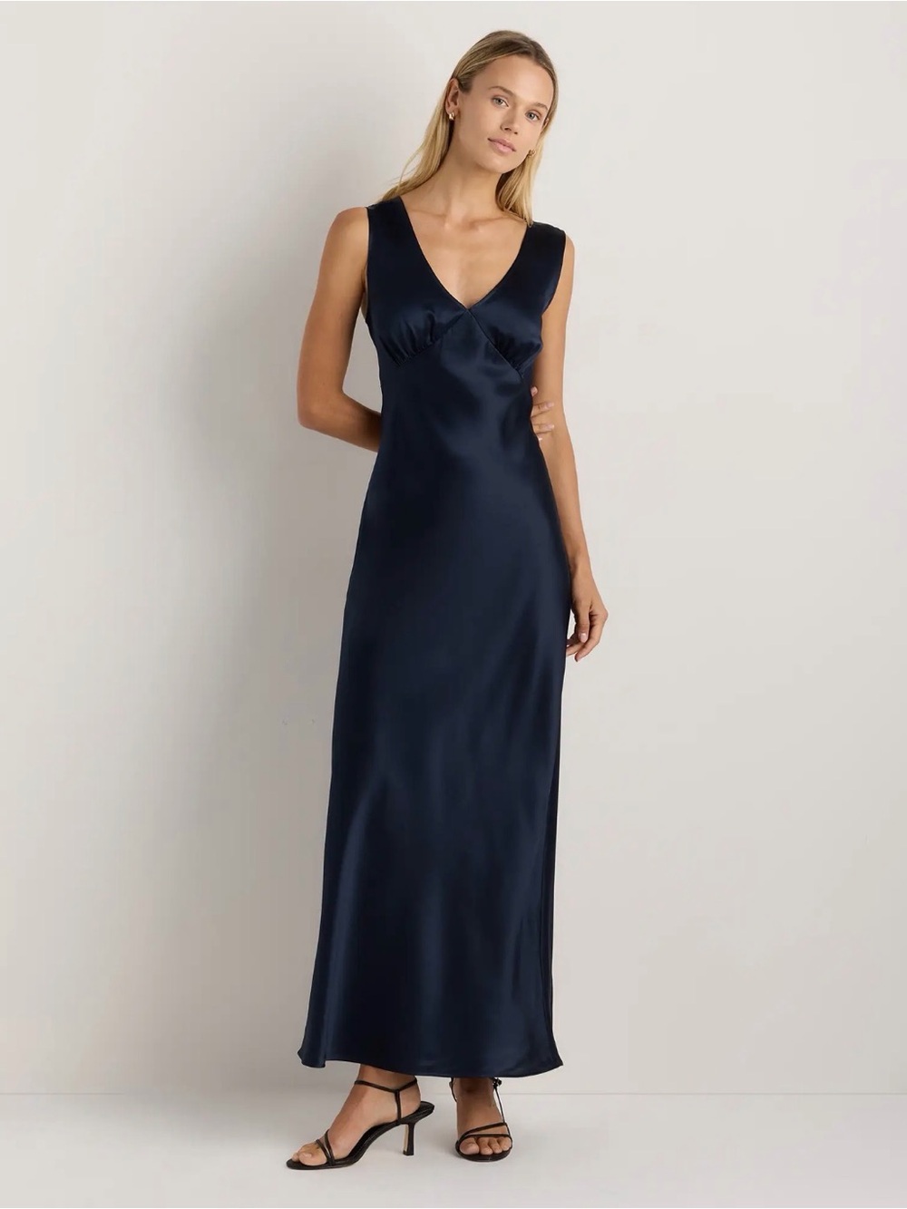 Quince 100% Washable Silk V Neck Maxi Dress